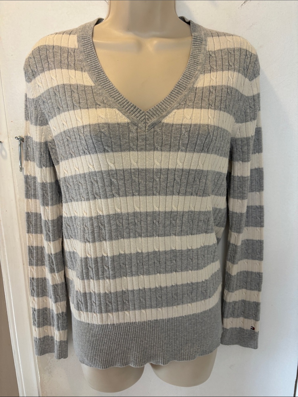 Tommy Hilfiger large V-Neck Cable Knit Stripe Sweater cotton 26-410